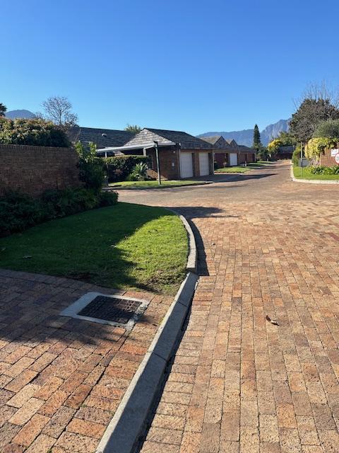 3 Bedroom Property for Sale in Somerset West Western Cape